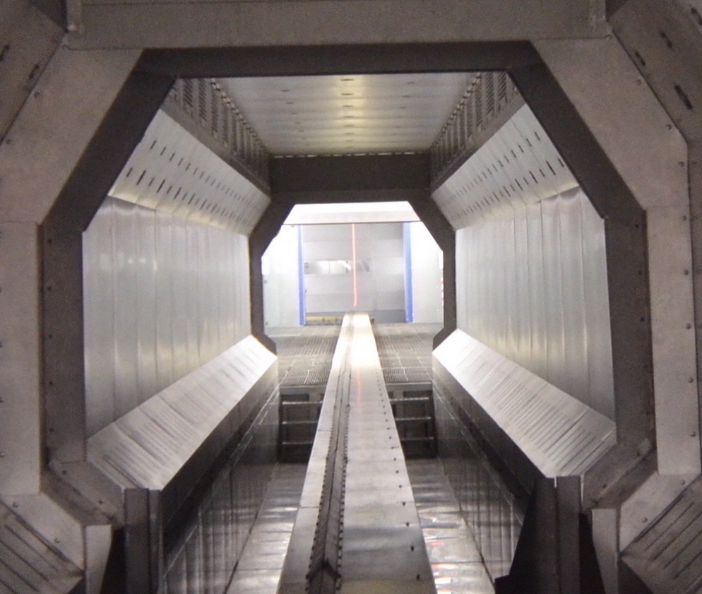 setting tunnel before industrial oven